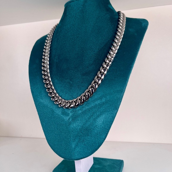 Cuban Chain For Men - Picture 4 of 4